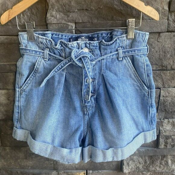 Hollister Denim Paper Bag Button Fly Cuffed High Rise Shorts‎ Size 3 Waist 26” - Picture 1 of 3